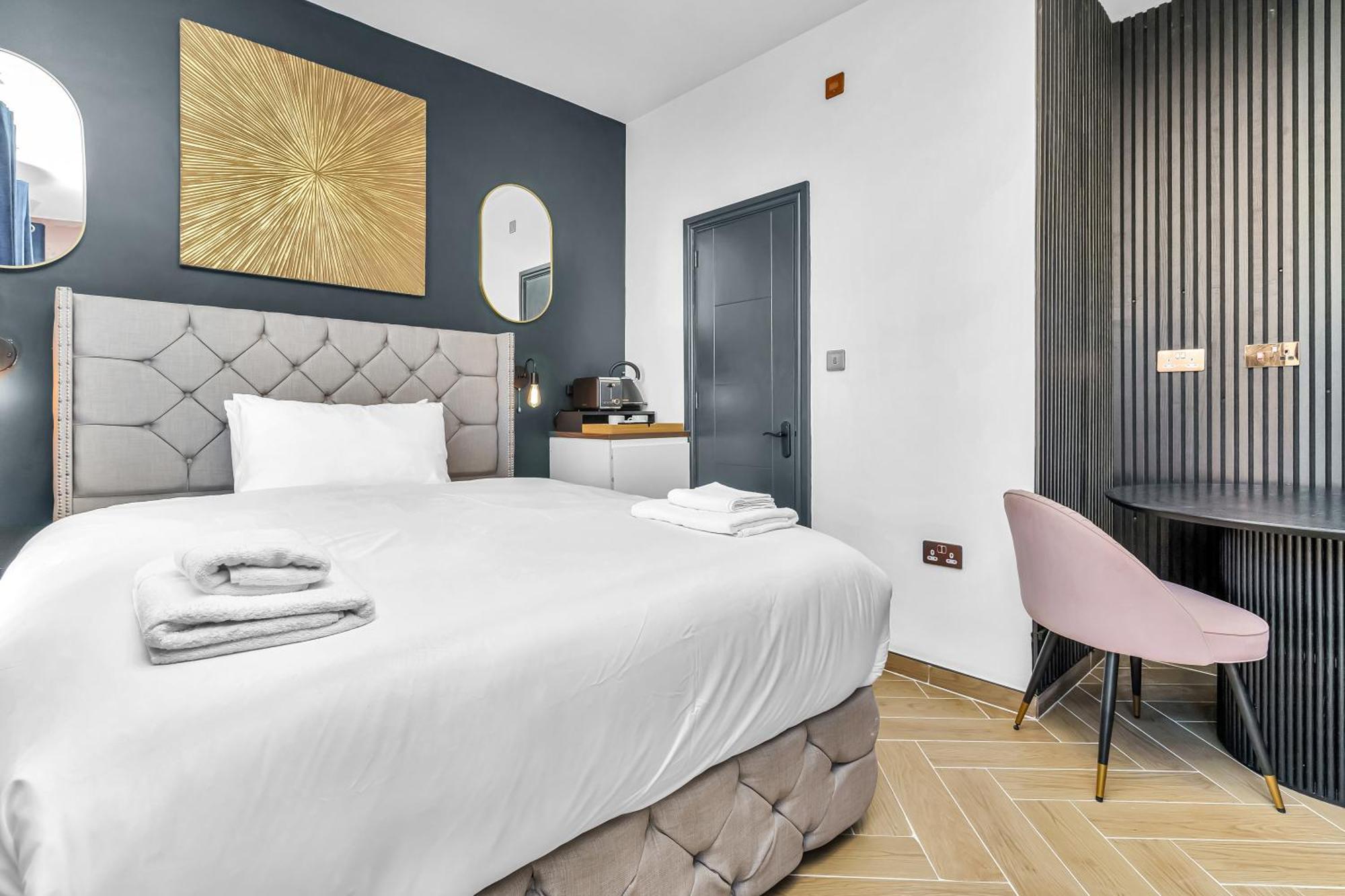 G Eighty Four Aparthotel Londres Exterior foto