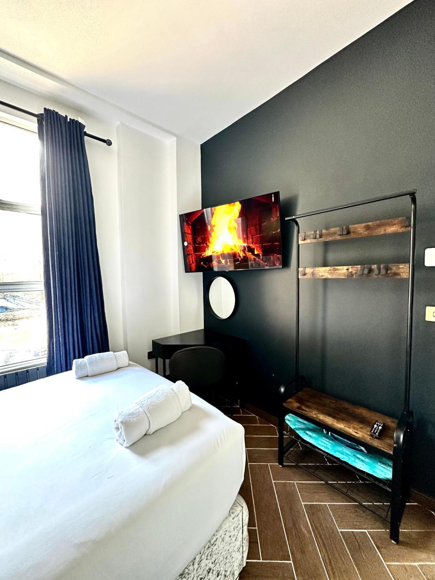 G Eighty Four Aparthotel Londres Exterior foto